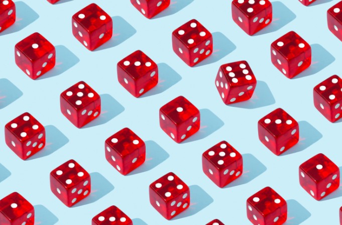 Is There a Need to Replace the Dice in a Casino Game?